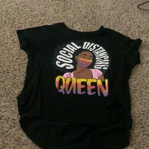 Selling an all black-T size-xl